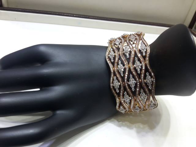 Fancy diamond bangles