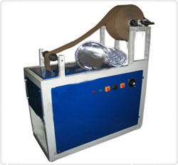 Fully automatic paper plate single die roll machine