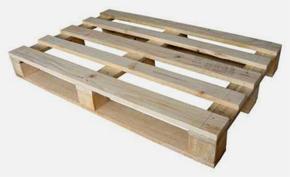 Pine wood pallets