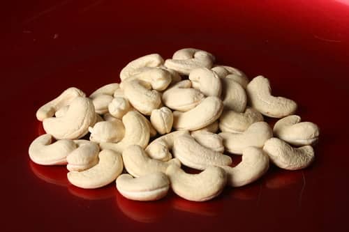 Organic Cashew Nuts, Packaging Type : Pp Bag, Sachet Bag