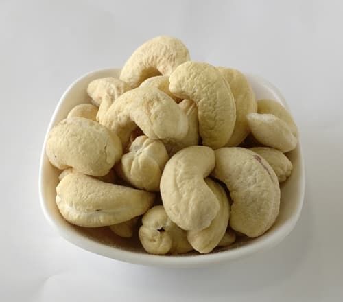 Salted Cashew Nuts, for Food, Snacks, Color : White