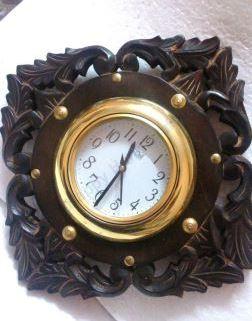 WOODEN HAND CARVE WALL WATCH