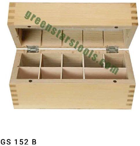 COMPARTMENTS WOODEN BOX