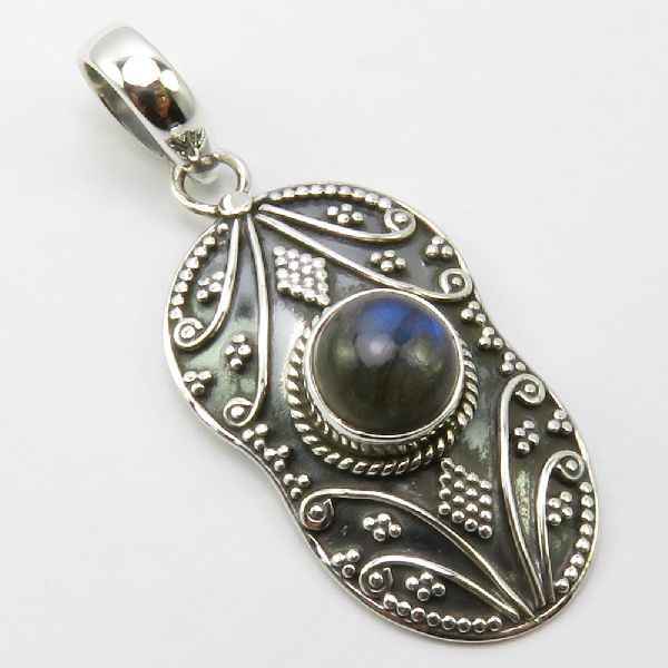 LABRADORITE PENDANT FOR NECKLACE