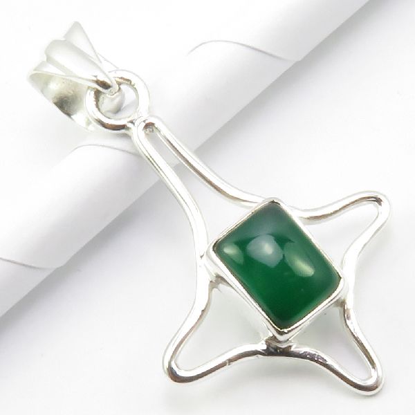 SILVER RECTANGLE GREEN ONYX PENDANT