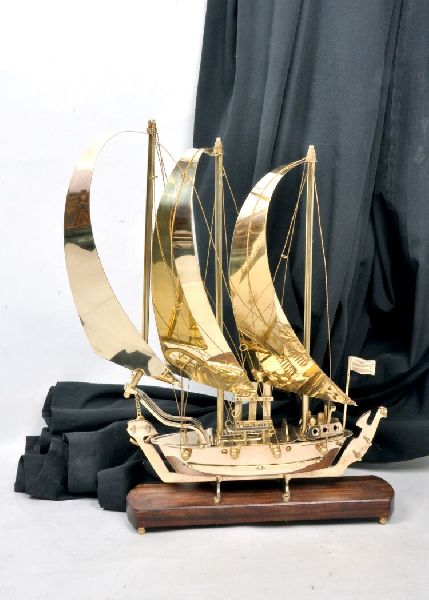 Boat Brass Polished Decorative Ship Showpiece, for Home Decoration, Pattern : Plain