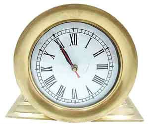 ANTIQUE STYLE TABLE CLOCK