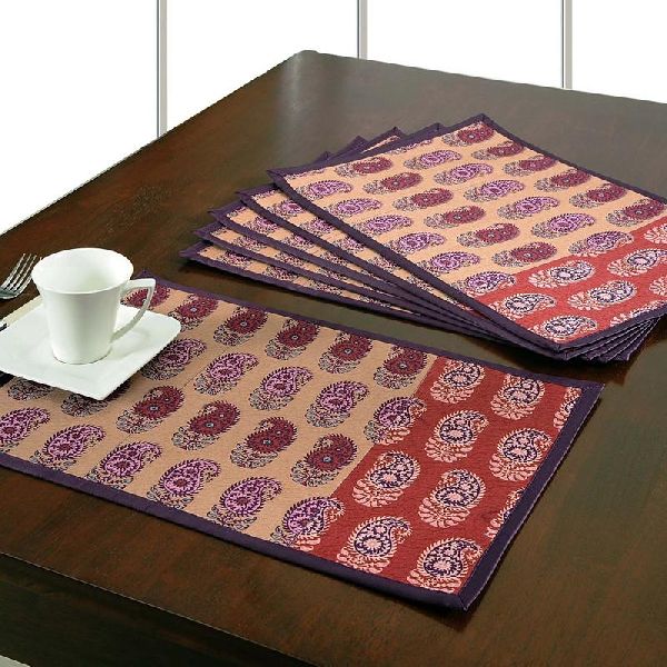 Digitally Printed Designer Dining Table Mat