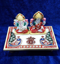 Marble Lakshmi Ganesha Idol With Chowki, Style : Religious