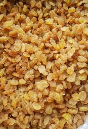 Natural Golden Raisins, Packaging Type : Jute Bag, Pp Bag, Vacuum Pack