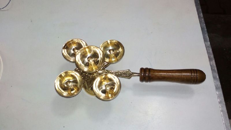 Polished Brass Aarti Diya, for Pooja, Style : Antique