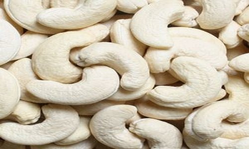 Cashew nut, for food processing, Packaging Size : 15 kg tins