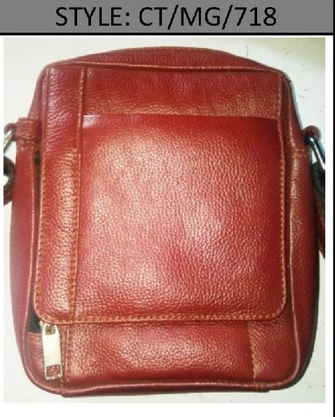 CT/MG/718 Leather Messenger Bags, Color : Red