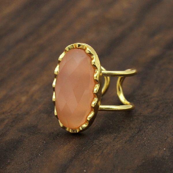 Oval Peach Moonstone Adjustable Ring, Size : 15x22mm
