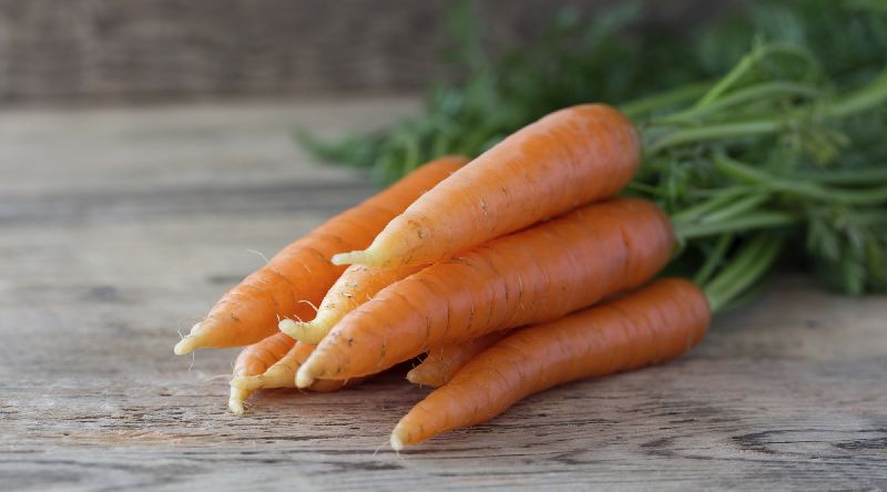 Fresh Organic Carrot, for Food, Snacks, Juice, Pickle, Taste : Crispiness