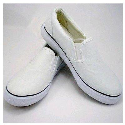 Men White Canvas Sneakers Shoes, Occasion : Daily Wear