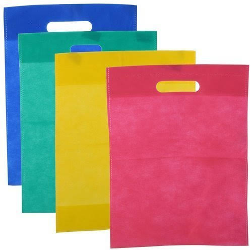 D Cut Non Woven Carry Bag, for Goods Packaging, Pattern : Plain