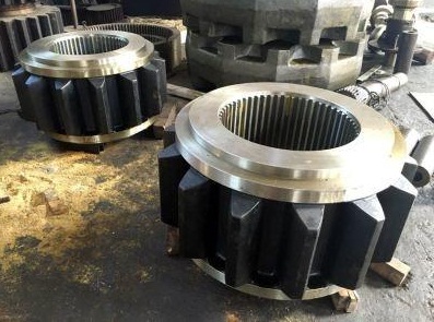 Round Stainless Steel Crown Pinion, for Sugar Mill, Sugar Plant, Feature : High Dimensional Accuracy
