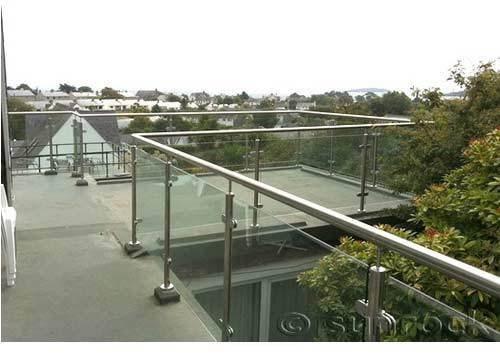 Stainless steel Glass Railing