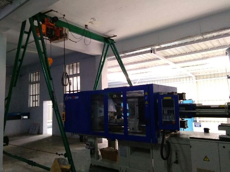 Manual Gantry Crane With Electric Hoist, for Industrial, Feature : Capable For Load