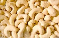 Cashew nuts, for Food, Snacks, Sweets, Certification : FSSAI Certified