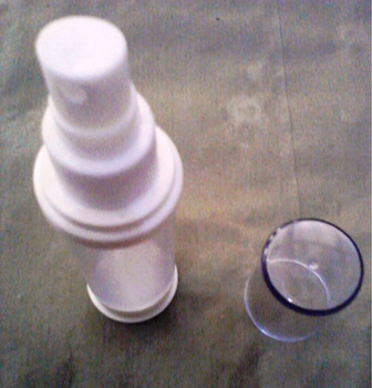 Acrylic 100 ml airless bottle