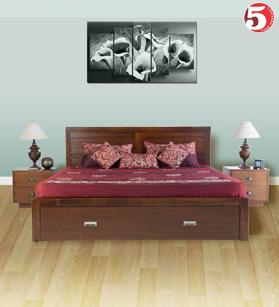 Queen Size Wooden Double Bed, Feature :  Simple Bed.