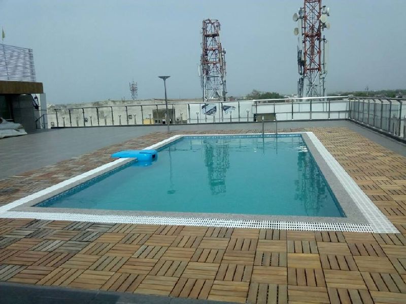 Roof Top Panel Pool
