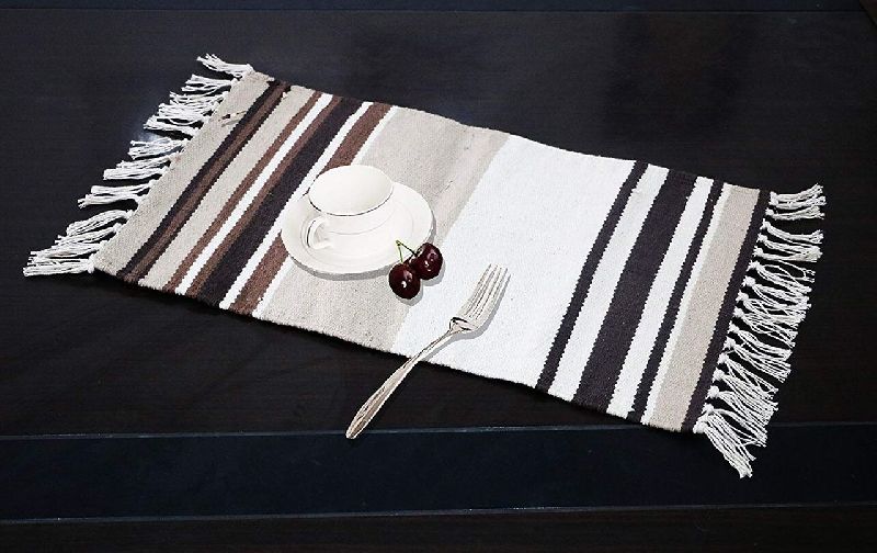 Fabric Table Runners, for Centrestrip, Home, Feature : Biodegradable, Breathable, Good Water Absorbent