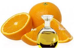 Orange Essential Oil, for Pharma, Cosmetic, Feed, Ayurvedic, Purity : 90%