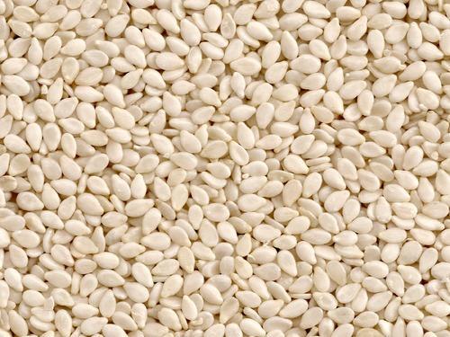 Common Hulled Sesame Seeds, Packaging Type : Gunny Bag, Jut Bag, Pastic Packet