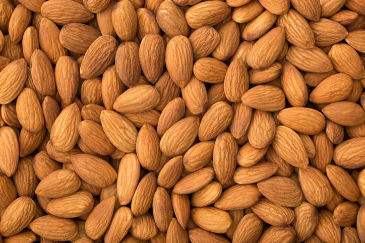 Organic Almond Nuts, Packaging Type : 10kg, 20kg, bags for Sweet