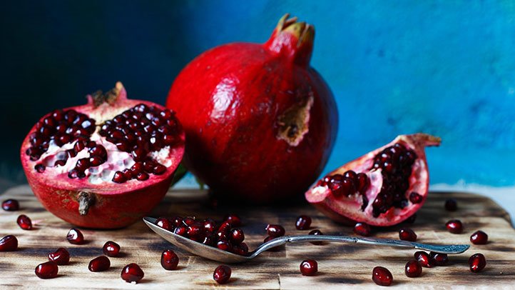 Organic Fresh Red Pomegranate