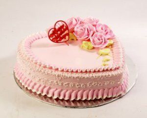 1/2 Kg Vanila Heart Shape Cake, Shape : Round, Square