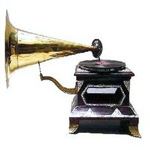 Long horn wooden gramophone, Style : Antique Imitation