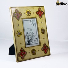 EMBOSSED Ivory Floral Photo Frame PF006, Size : 20 * 2 * 25 in cms