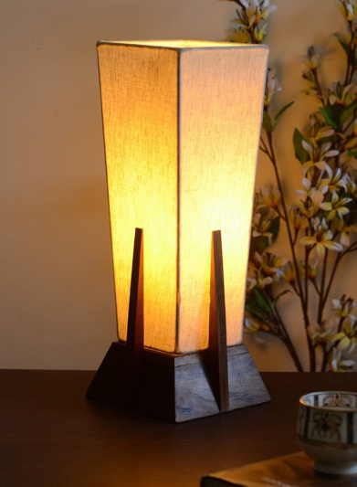 Handcarved wooden Brown Table Lamp