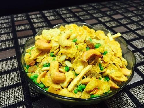 Kaju Mixture, Taste : Spicy