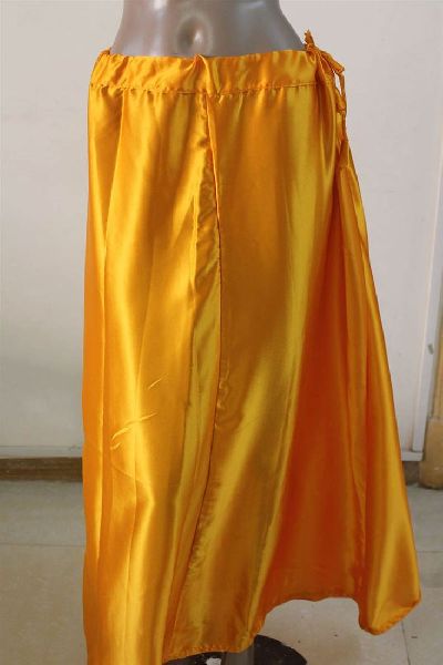 Free Size Saree Inskirt Petticoats, Style : Solid