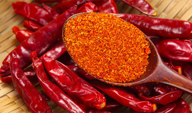 Common Dried Red Chilli Powder, for Cooking, Packaging Type : Plastic Packet