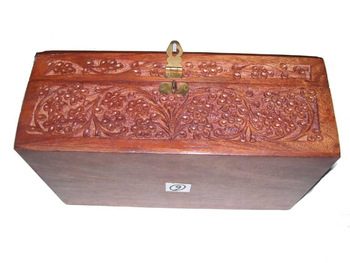 carving wooden box