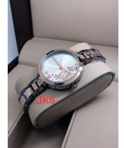 LOUIS VUITTON ANALOG DIAL WOMEN WATCH