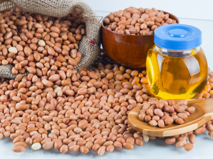 Natural Ground Nut Oil, for Cooking, Cosmetic, Medicines, Form : Liquid