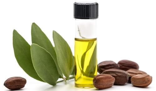 Jojoba Oil, for Ayurvedic Products, Herbal Products, Skin Care Products, Feature : Provides Natural Sunscreen