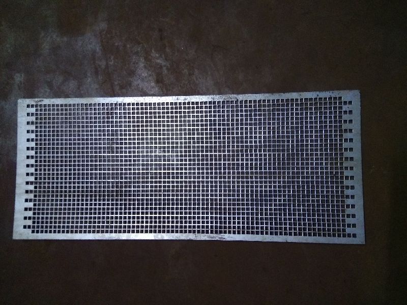 Coated Galvanized Steel Galvanised Iron Perforated Sheets, for Flooring, Outdoor Furnitures, Feature : Corrosion Resistant
