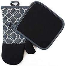 Printed Gloves and Potholder, Design : Slip-resistant