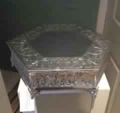 ITEM NUMBER CAKE STAND