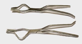 Rowe Maxillary Disimpaction Forceps (R-L), for Clinic Hospital, Feature : Rust Proof