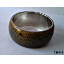 Handmade Brass Meta Bangle Bracelet, Gender : Women's