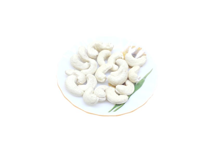 Organic W240 Whole Cashew Nuts, for Snacks, Sweets, Packaging Type : Pouch, Sachet Bag